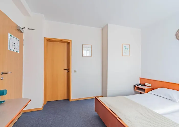 Hotel Le Petit Poete