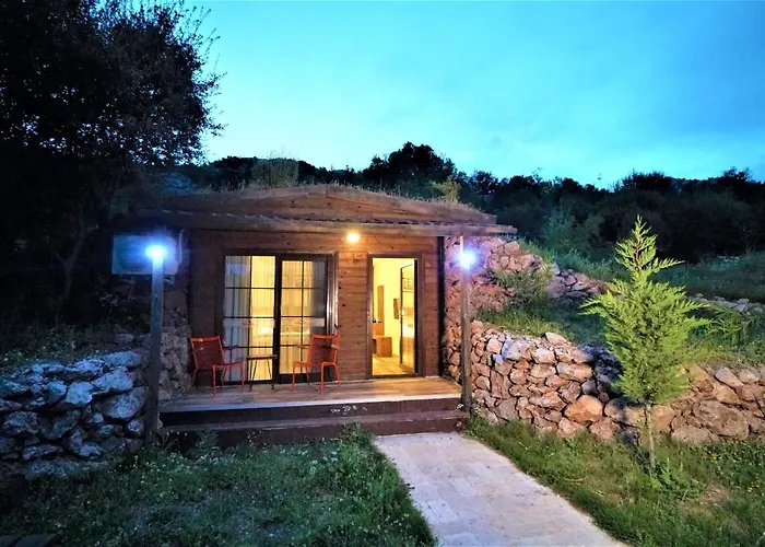 Milyos Hotel