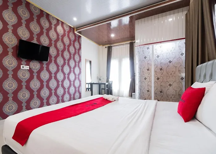 Reddoorz Syariah Near Minangkabau International Aiport