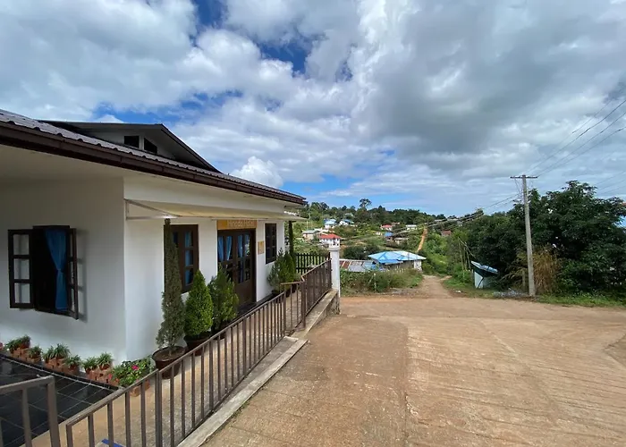 Hinode Hotel ဟိနောဒေ့ဟိုတယ်