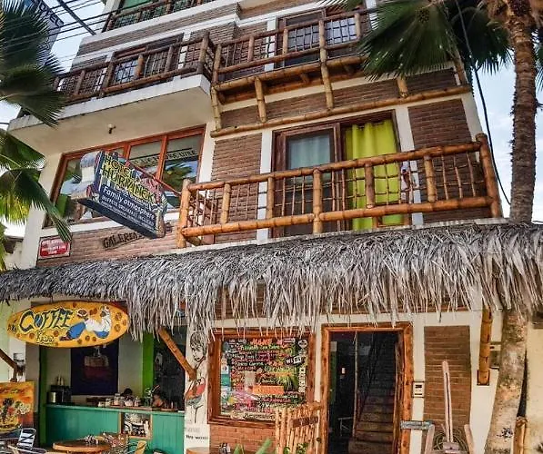 Hotel Boutique Hurvinek Montanita
