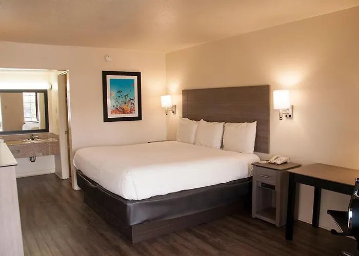 Exacta Inn