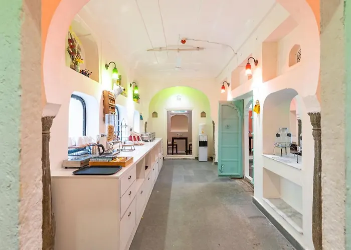 Bloom Boutique - Chelon Haveli