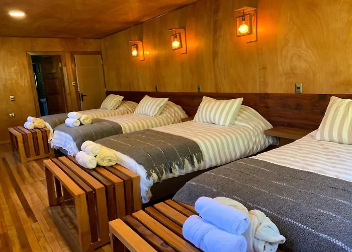 Illi Lodge & Hostel