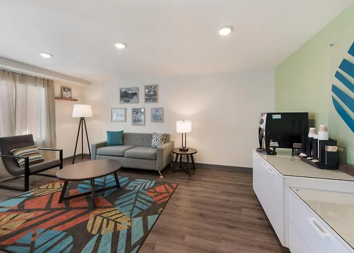 Woodspring Suites Dayton North