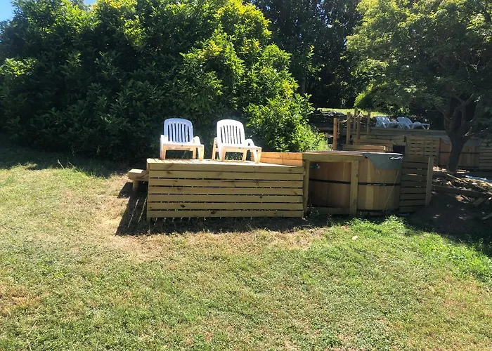 Family Orchard Bed & Breakfast