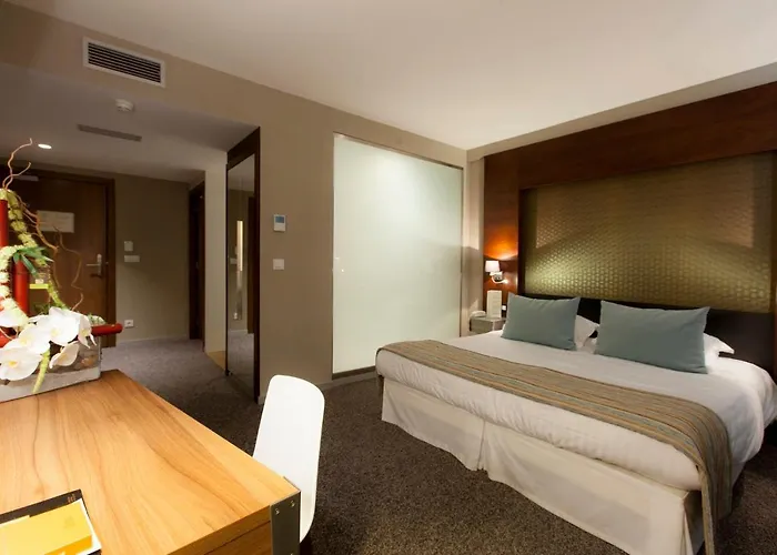 Alysson Hotel