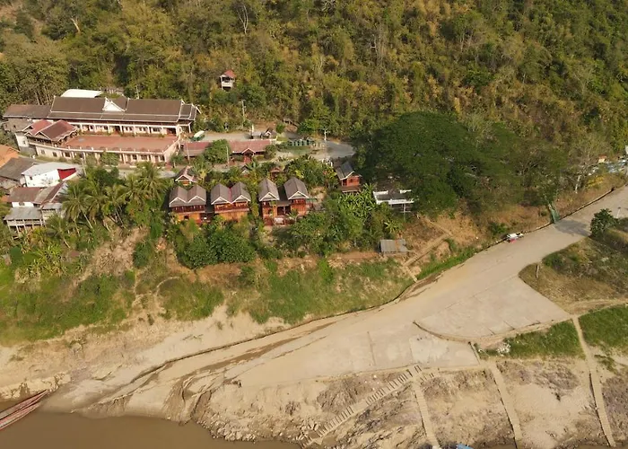 Mekong Riverside Lodge
