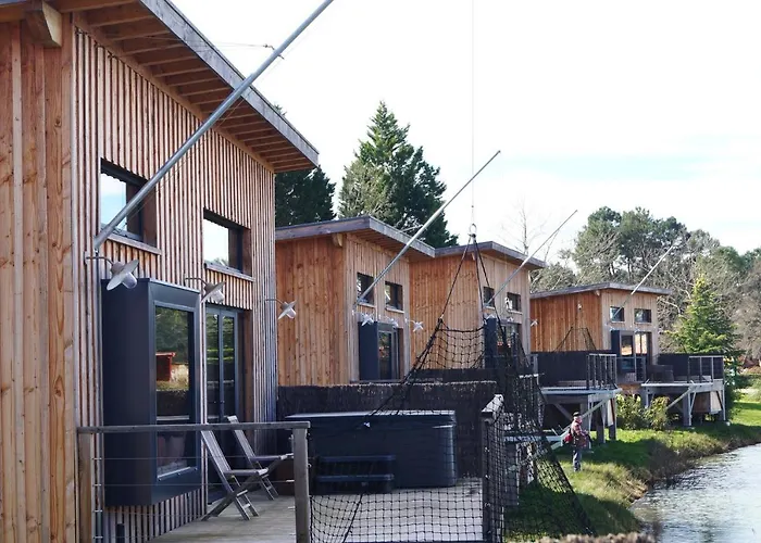 Lodges du lac du golf des Graves et Sauternais langon 33210