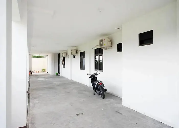 Reddoorz Syariah Near Universitas Jenderal Soedirman 2