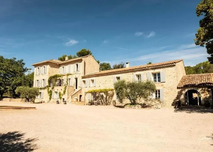 Villa Domaine De La Citerne à Nans-les-Pins
