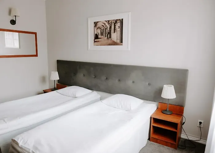 Hotel Senator