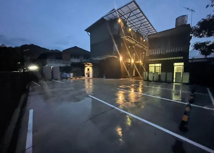 Loft Space Hotel