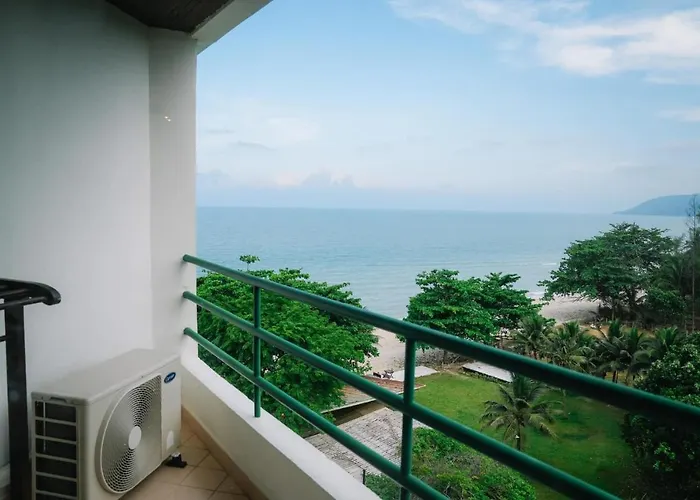 Khanom Golden Beach Hotel