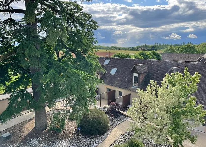 Hôtel&Restaurant - Le Manoir des Cèdres - piscine chauffée et climatisation