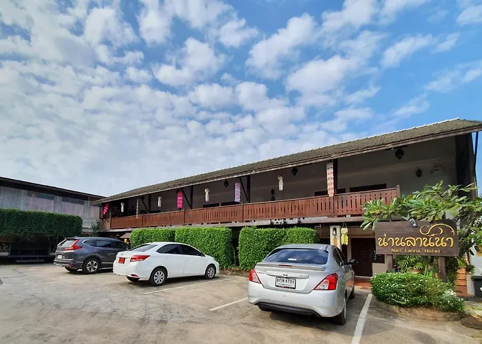 Nan Lanna Hotel