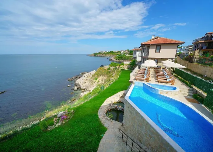 Dolphin Bay Boutique Complex Sozopol