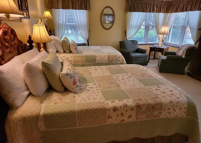 Brookside Mountain Mist Inn Waynesville