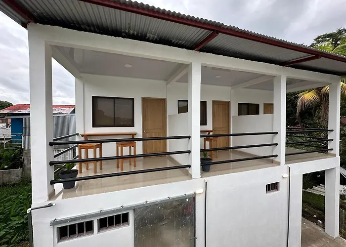 Tuanis Guest House