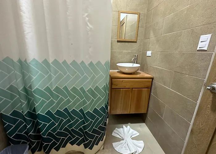 Tuanis Guest House