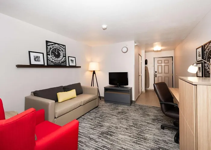 Country Inn & Suites By Radisson, Bloomington-Normal Airport, Il