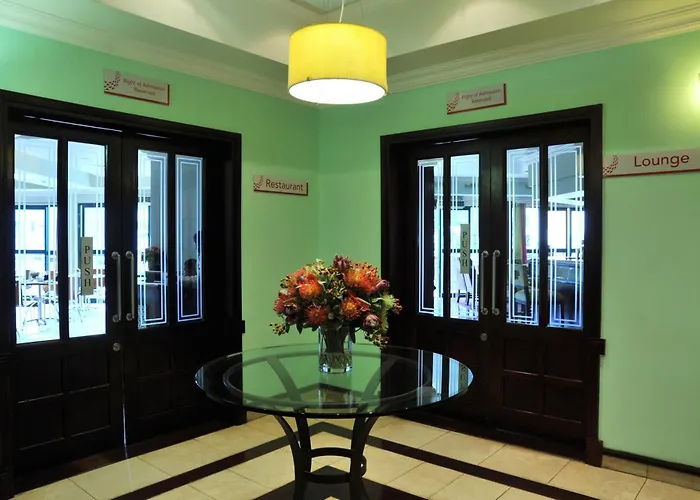 Cresta President Hotel