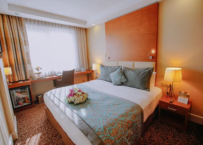 New Park Hotel