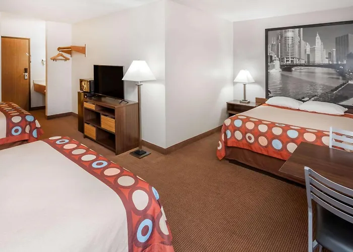 Super 8 By Wyndham Pekin/Peoria Area