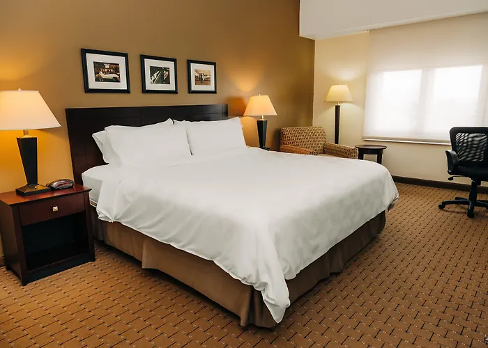 Holiday Inn San Salvador, an IHG Hotel