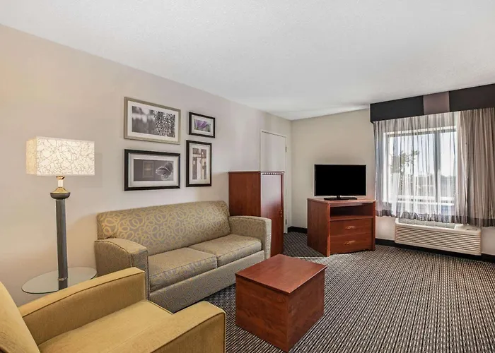 La Quinta By Wyndham N Little Rock - Mccain Mall
