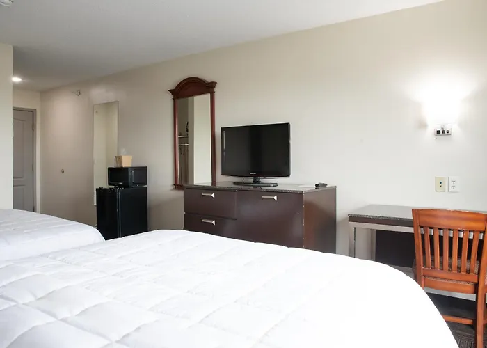 BlissPoint Inn&Suites Marion