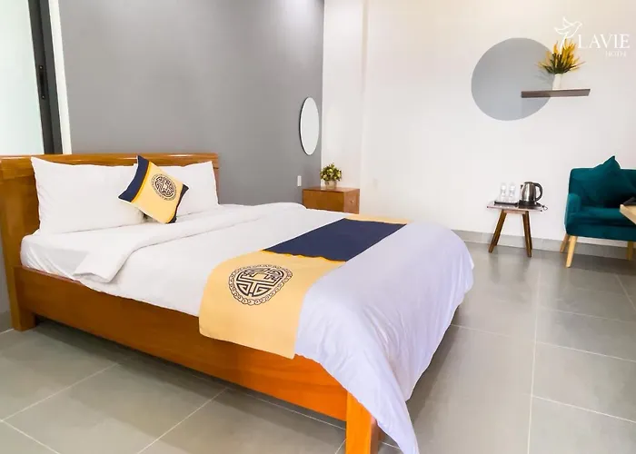 Khach San Lavie Hotel Quang Ngai