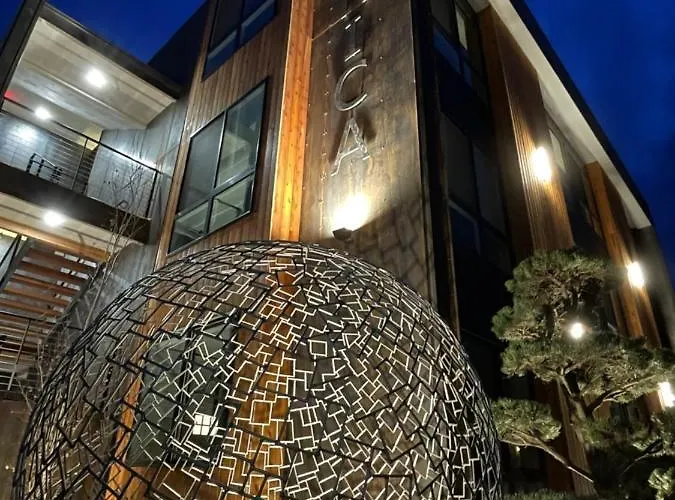 Hotel Iconica