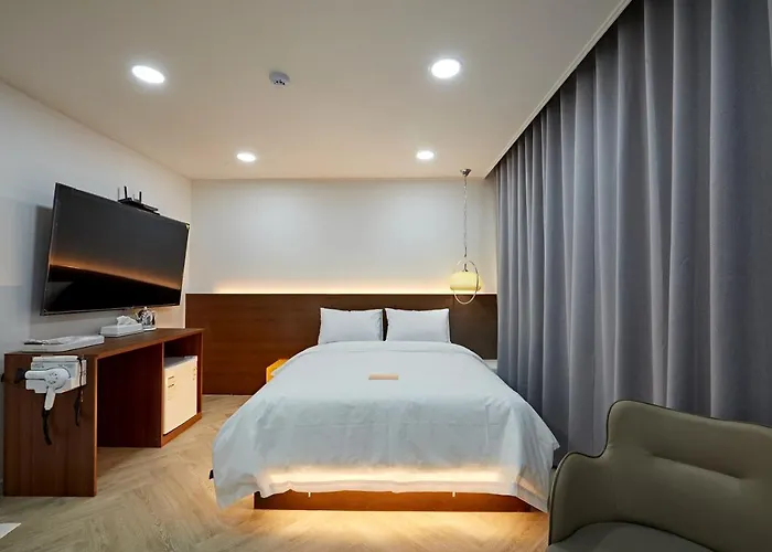 Hotel Sounds