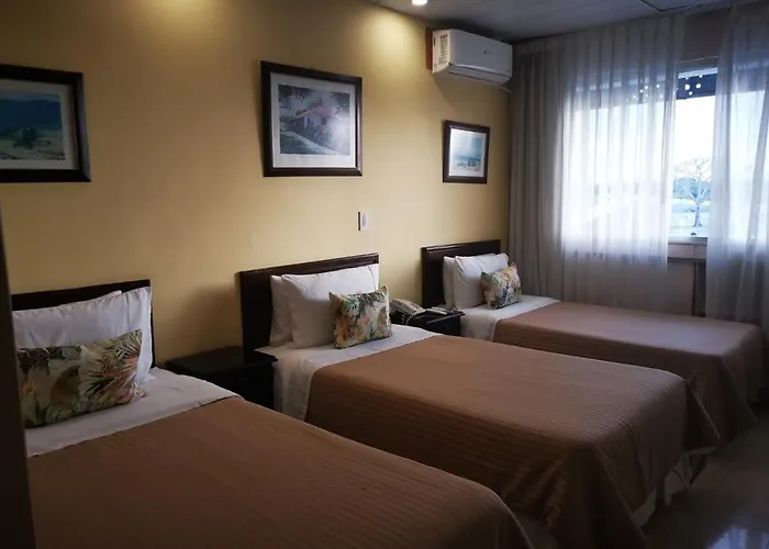 Hotel Sin Escala