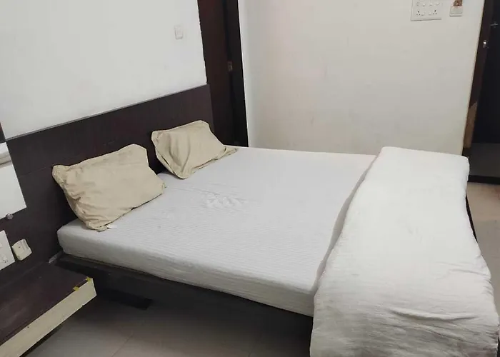 Flagship Hotel Madhuban