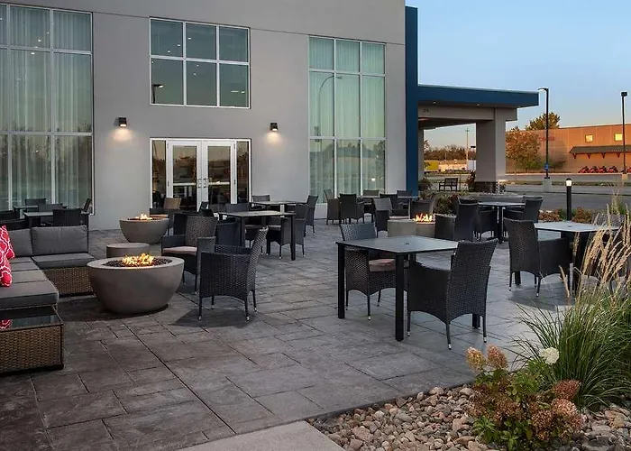 Hampton Inn Warroad
