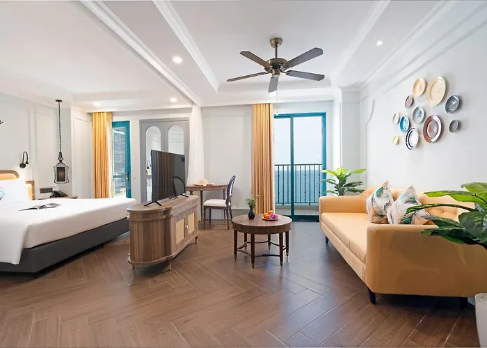 Pavillon Boutique Hotel & Apartment Nha Trang