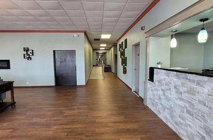 Surestay Plus Hotel By Best Western Springfield
