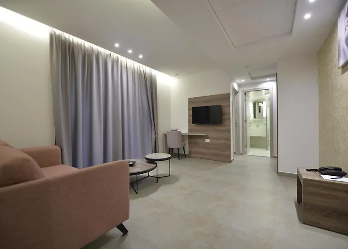 Zett Hotel