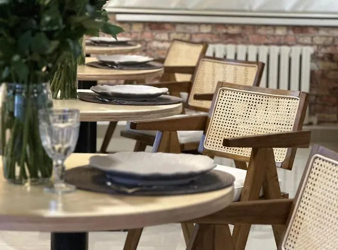Jansyn Hotel Restaurant