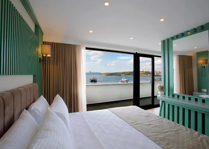 Çanakkale Bosphorus Port Aspen Hotel