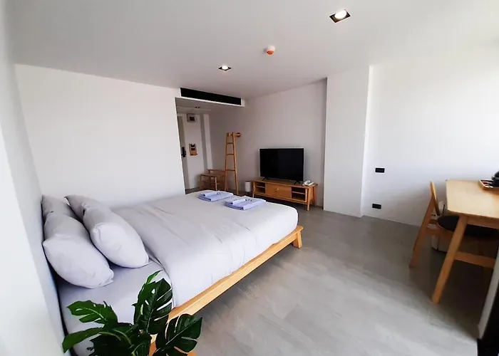 Tassanaplace Boutique Hotel (ฺBansuan)