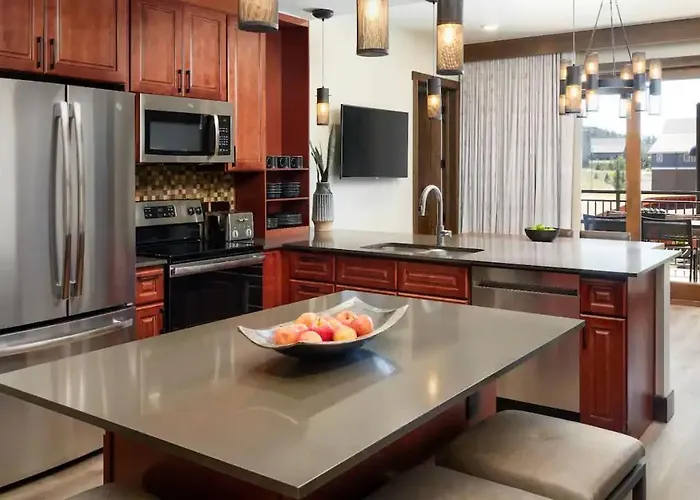 Exquisite Upscale Oasis - Ski Resort