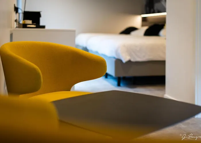 Les Thermes De Spa By La Cour De La Reine Hotel, Suites & Acces Gratuit Au Centre Thermal