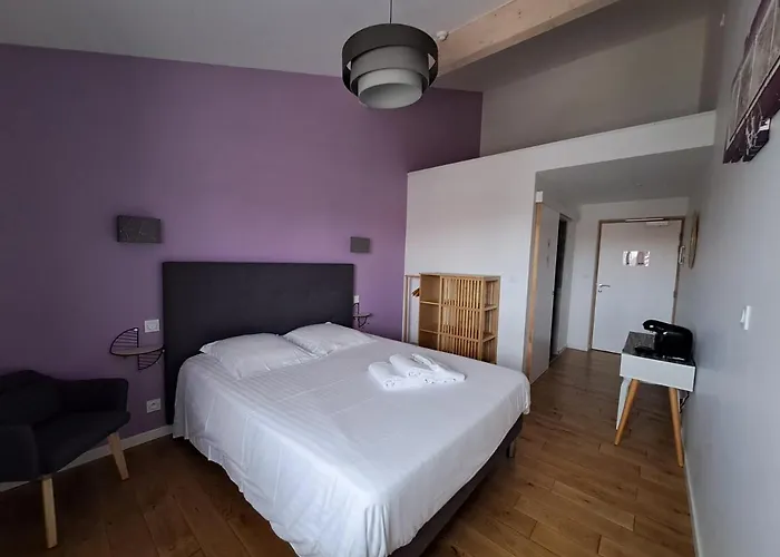 Hotel L'Auberge Canaulaise