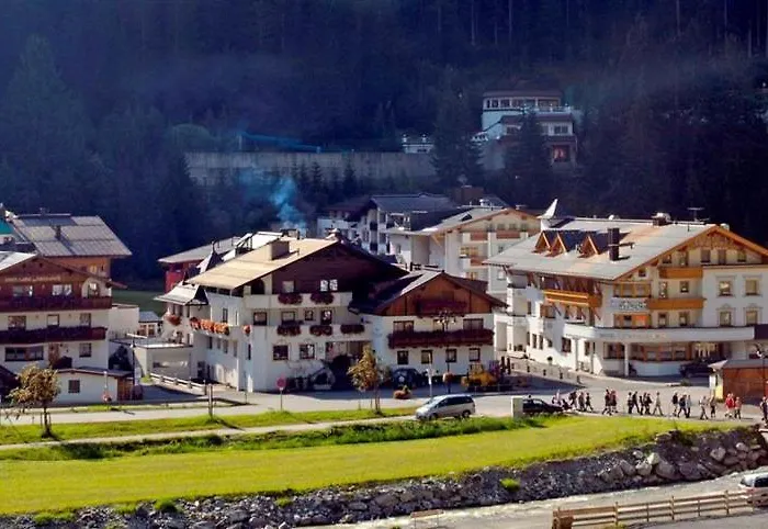 Hotel Kristall B&B
