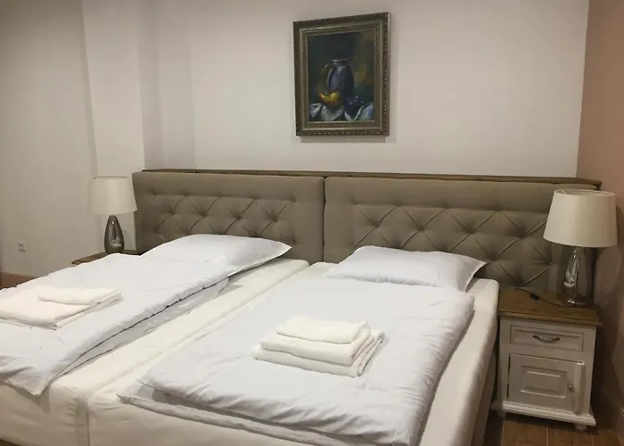 Hotel Galeria Pezinska Baba