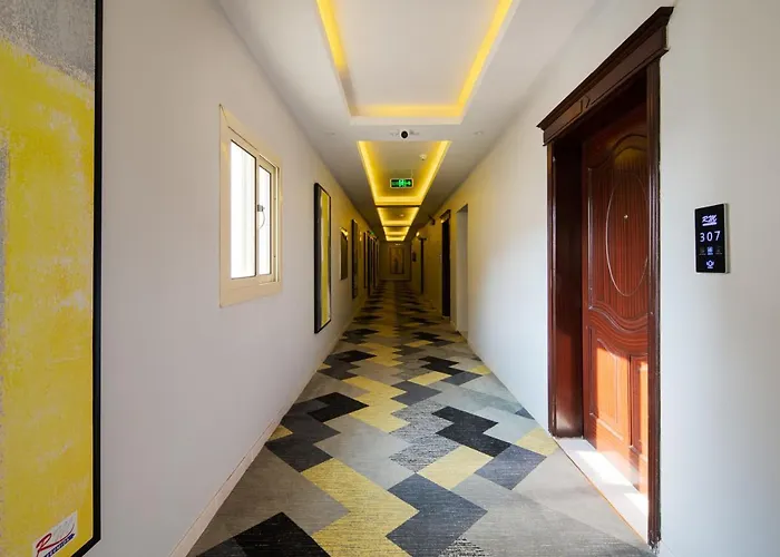 Mirada Purple Al Waha - Serviced Apartments