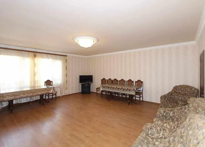 Ani Guest House